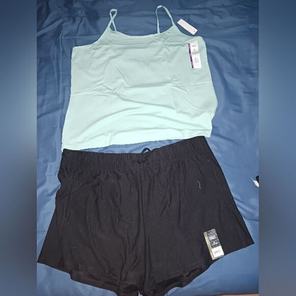 Athletic Works Shorts & Time & Tru Tank Top - Picture 1 of 5